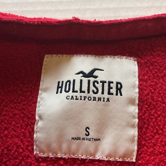 Hollister-S-red-scoopneck, long sleeve, kangaroo pocket, ribbed, sweatshirt. - Picture 7 of 12